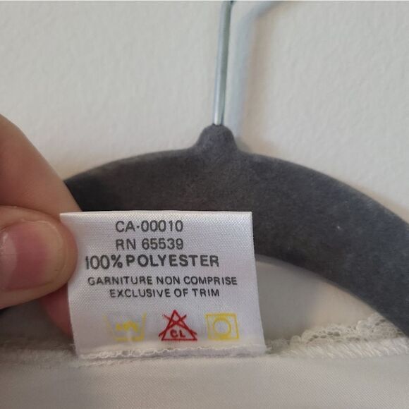 Vintage White Embroidered Robe/Cardigan - Picture 4 of 7